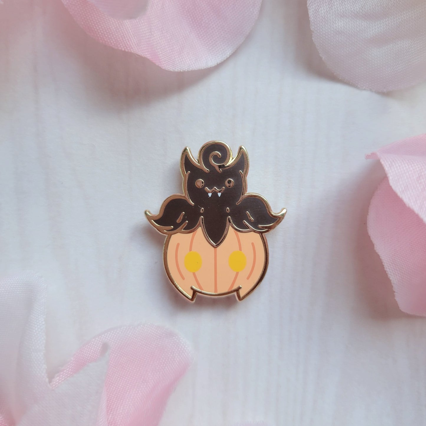 Pumpkinboo enamel pin