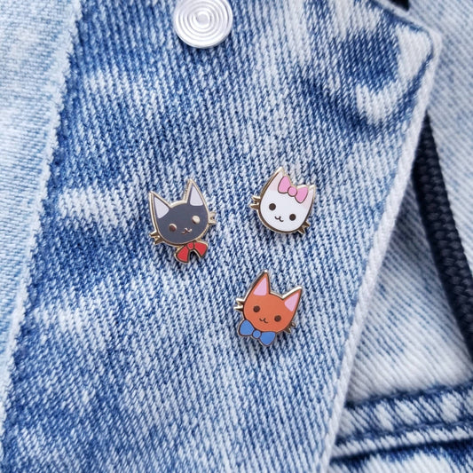 Aristocat trio pins and stud earrings