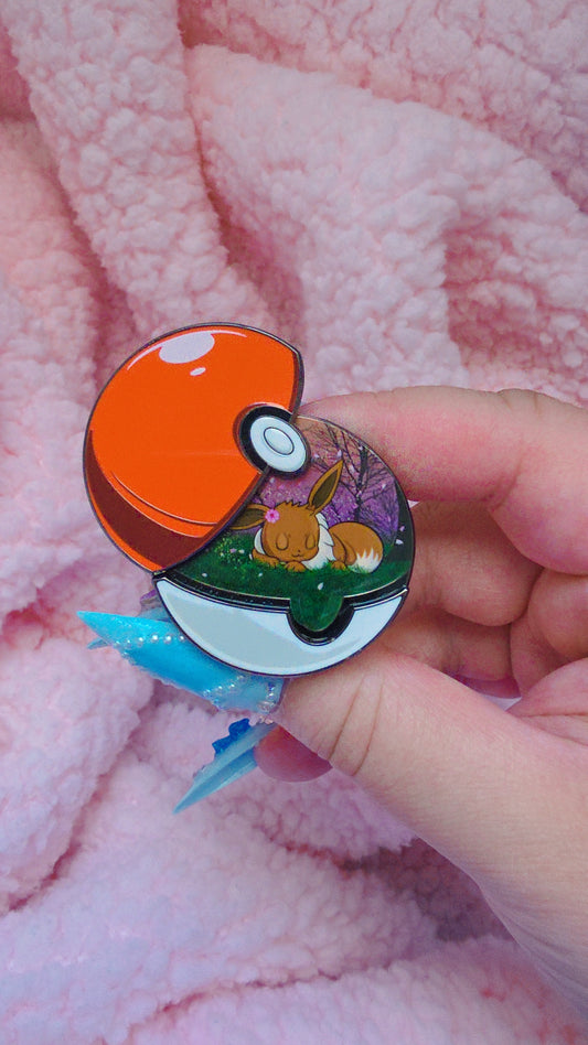 Veevee enamel pin [POCKET BALLERS]